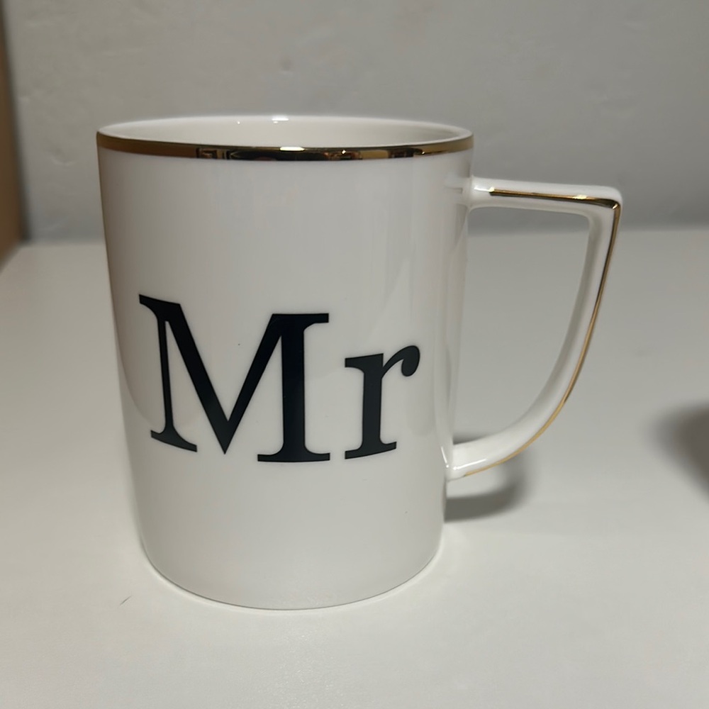 Mr and Mrs White Mugs with Silver & Gold Trim - Picture 2 of 8